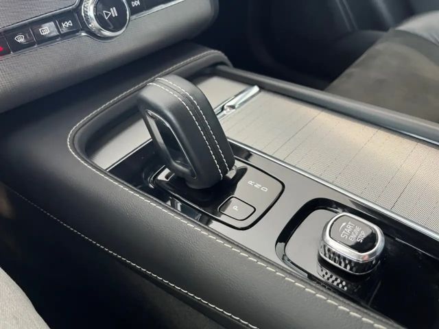 Volvo XC90 AWD Recharge T8