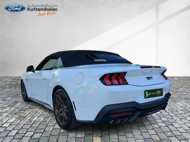 Ford Mustang Convertible GT 5.0 V8