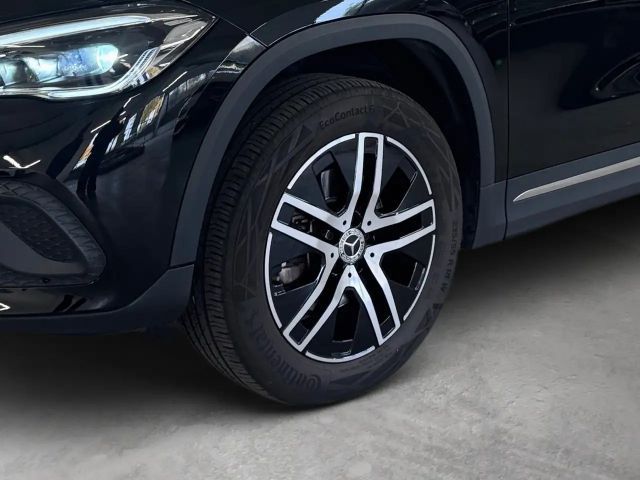 Mercedes-Benz GLA 200 Progressive