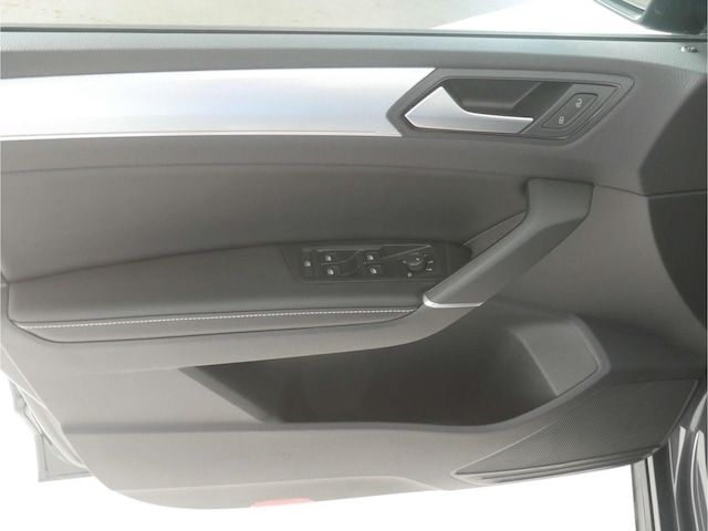 Volkswagen Touran 2.0 TDI R-Line