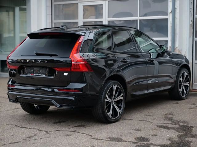 Volvo XC60 AWD Dark Plus Recharge