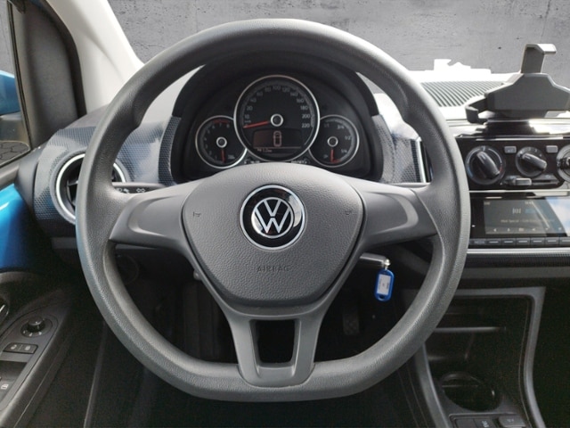 Volkswagen up! Move Move up!
