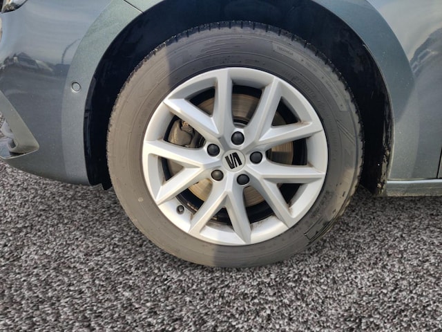 Seat Leon 2.0 TDI DSG Sportstourer Style