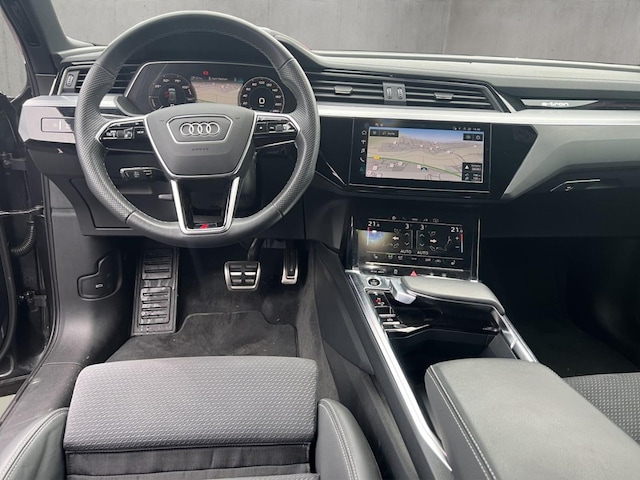 Audi Q8 e-tron 55 Quattro S-Line