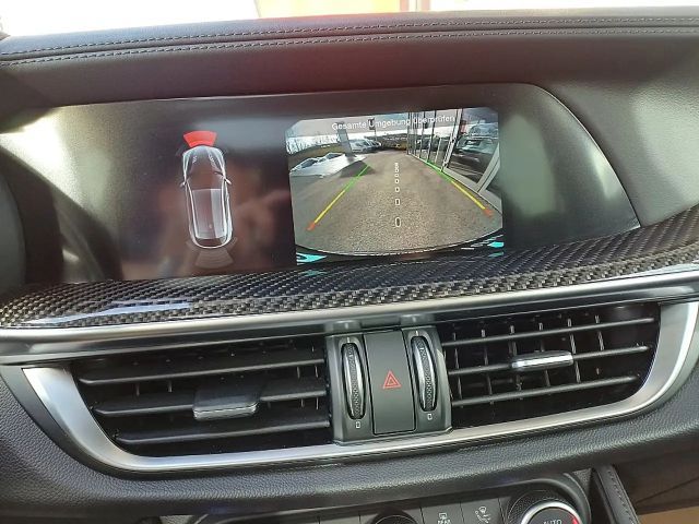 Alfa Romeo Stelvio AT8 Q4 Quadrifoglio Turbo