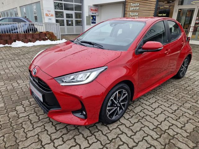 Toyota Yaris Hatchback Team D