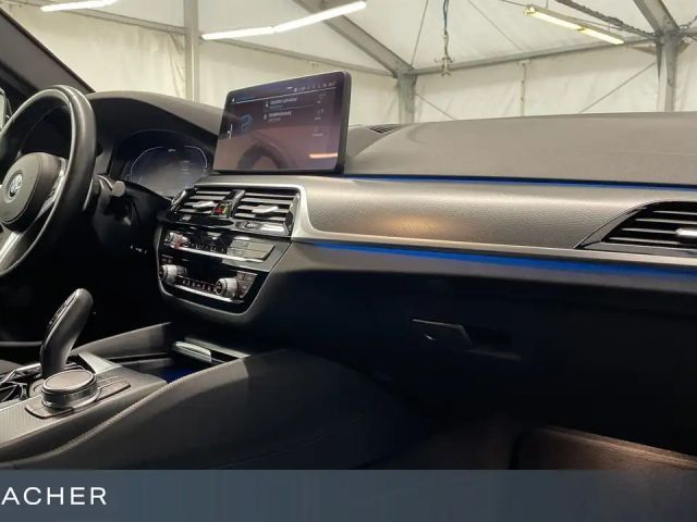 BMW 530 530e M-Sport Sedan