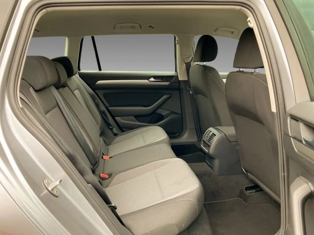 Volkswagen Passat 1.5 TSI DSG Variant