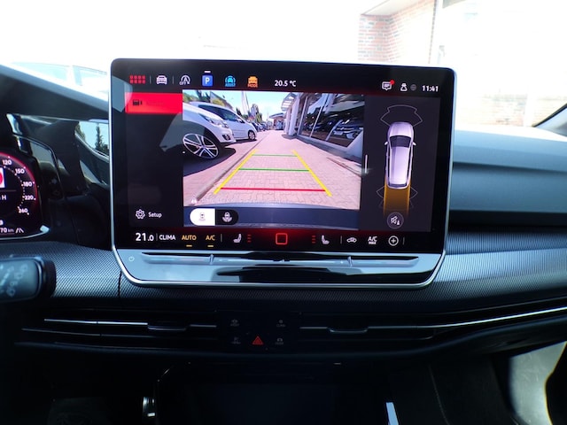 Volkswagen Golf 1.5 eTSI DSG R-Line Variant