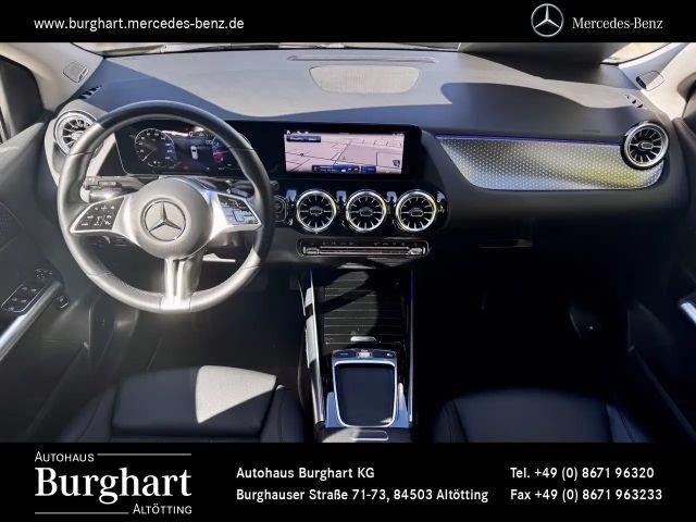 Mercedes-Benz B 200 Progressive Sedan