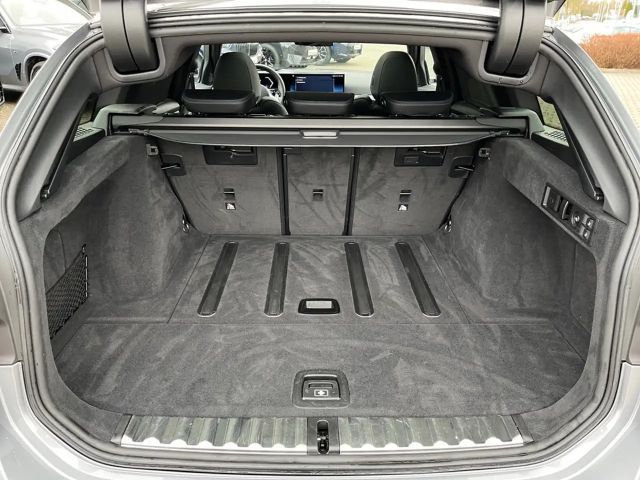 BMW 330 330d M-Sport Touring xDrive