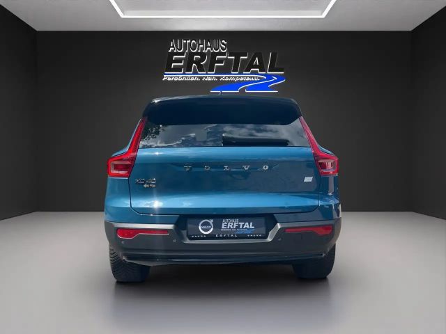 Volvo XC40 AWD Plus Recharge Twin Engine