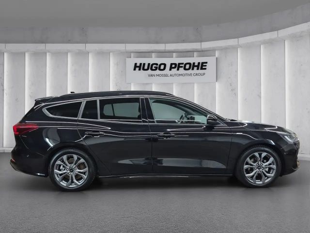 Ford Focus ST Line Wagon