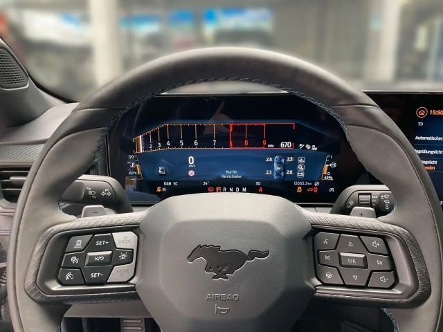 Ford Mustang Fastback GT 5.0 V8