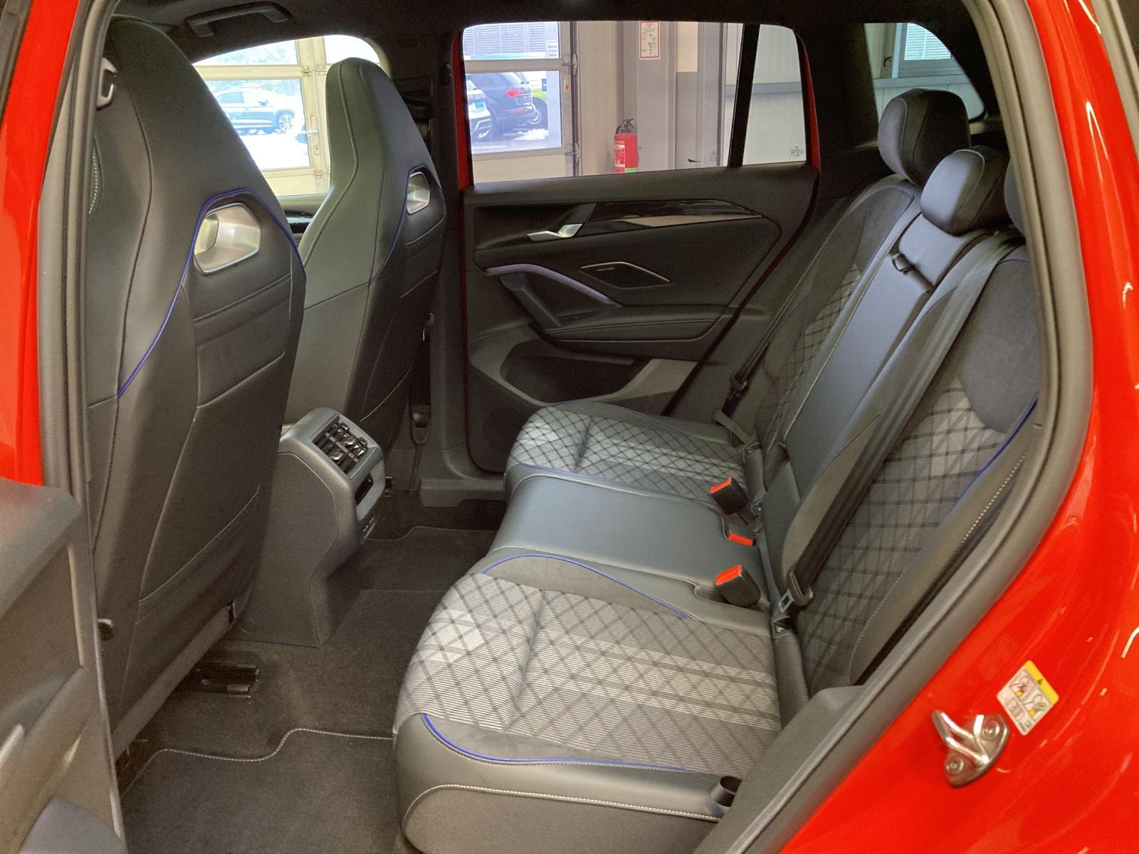 Volkswagen Tiguan DSG IQ.Drive R-Line