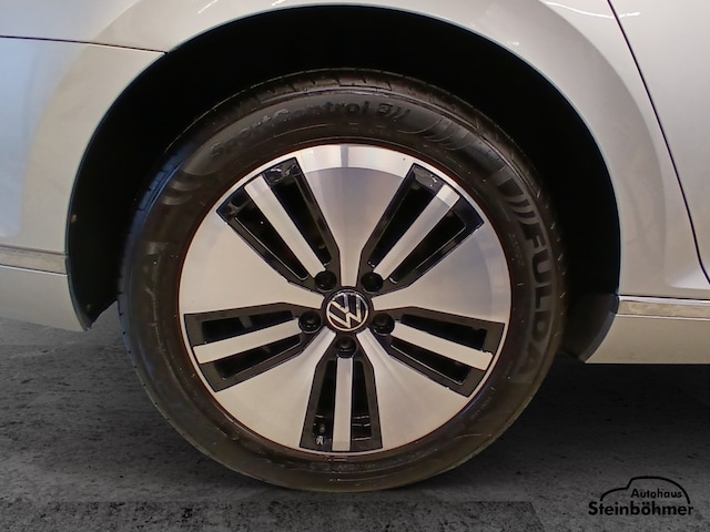 Volkswagen Passat GTE Variant