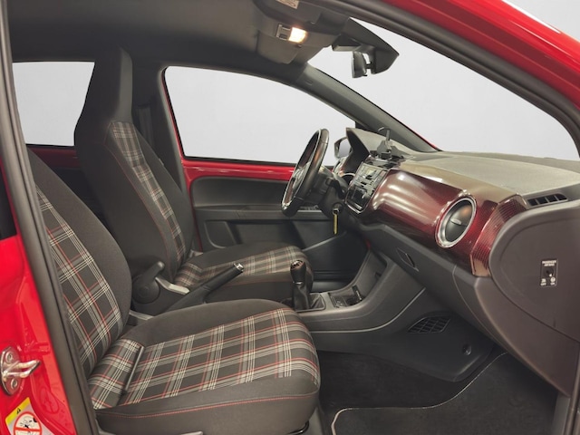 Volkswagen up! 1.0 TSI GTI