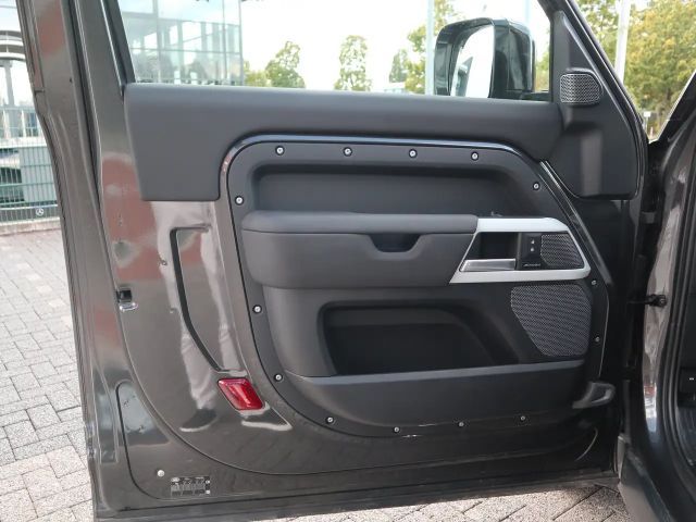 Land Rover Defender 90 S