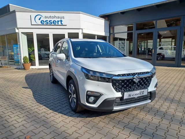 Suzuki S-Cross AllGrip Hybrid