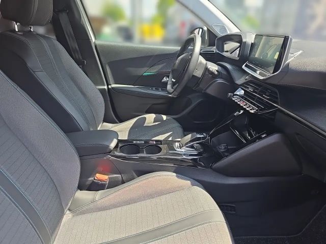 Peugeot E-2008 Allure Pack