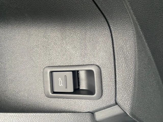 Audi A3 30 TFSI Sedan