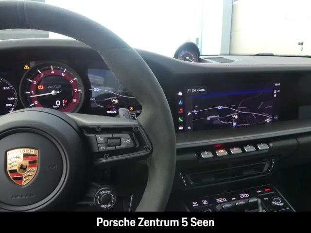 Porsche 992 4 Coupé GTS Targa