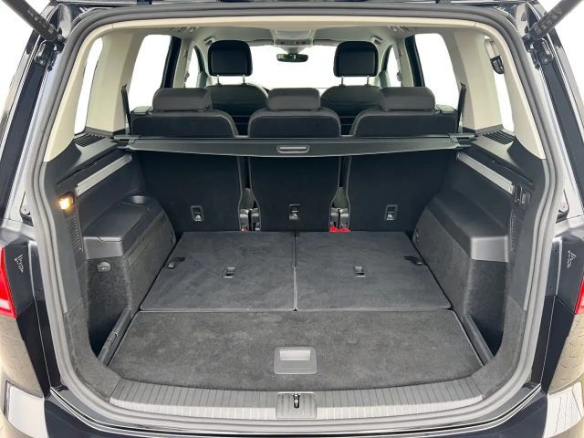 Volkswagen Touran DSG Highline R-Line