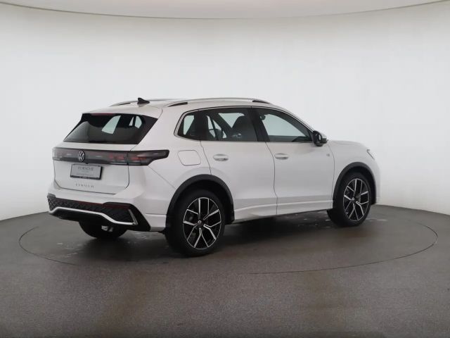 Volkswagen Tiguan DSG Sport