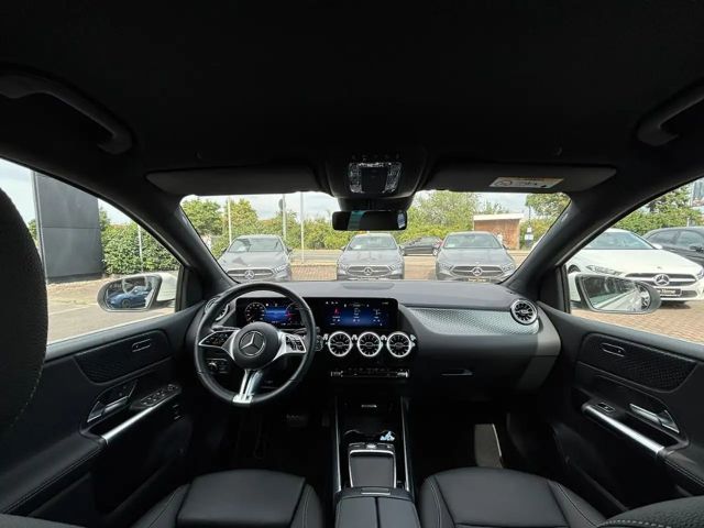 Mercedes-Benz B 200 B 200 d