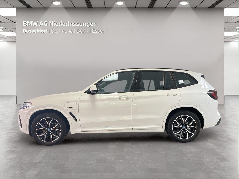 BMW X3 xDrive30e