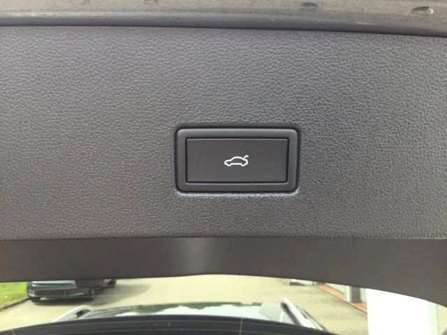 Volkswagen T-Roc 1.5 TSI DSG R-Line