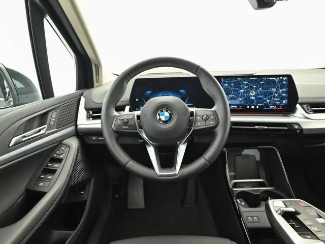 BMW 218 218d Active Tourer Luxury Line Sedan