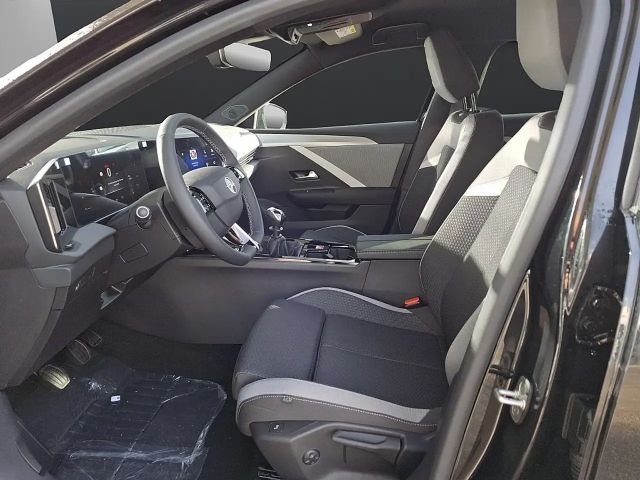 Opel Astra Edition Sports Tourer Turbo