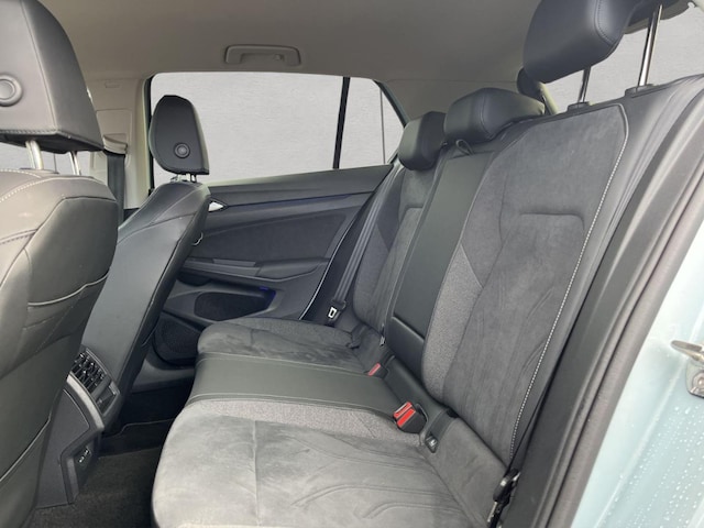 Volkswagen Golf 1.5 eTSI DSG Life Plus