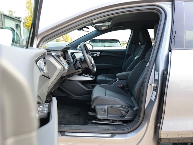 Audi Q4 e-tron SUV 45 e-tron Audi Q4 e-tron