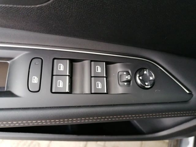 Peugeot 3008 EAT8 GT-Line Hybrid