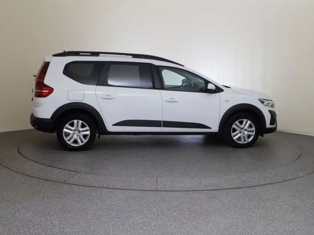 Dacia Jogger Expression 1.6 E-TECH Hybrid