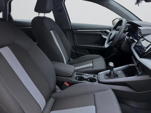 Audi A3 30 TDI Sedan Sportback