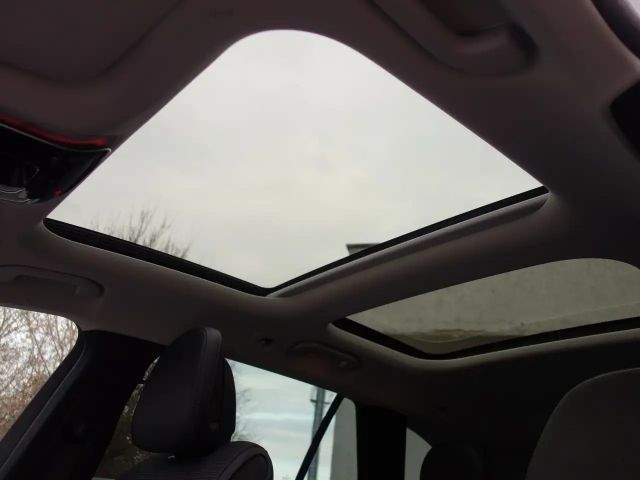 Mercedes-Benz C 180 AVANTGARDE Estate