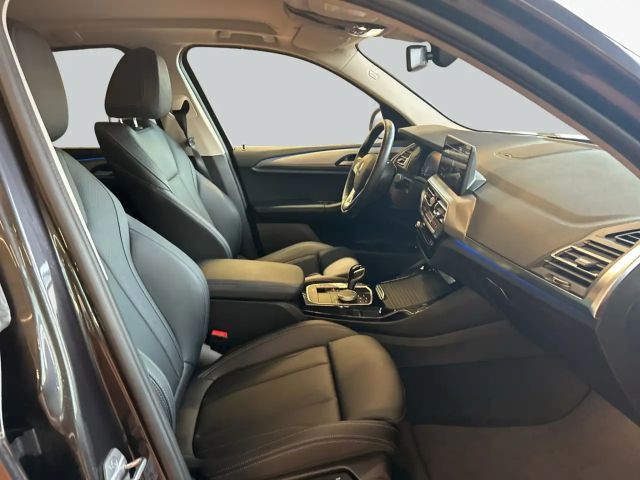 BMW X3 xDrive30e