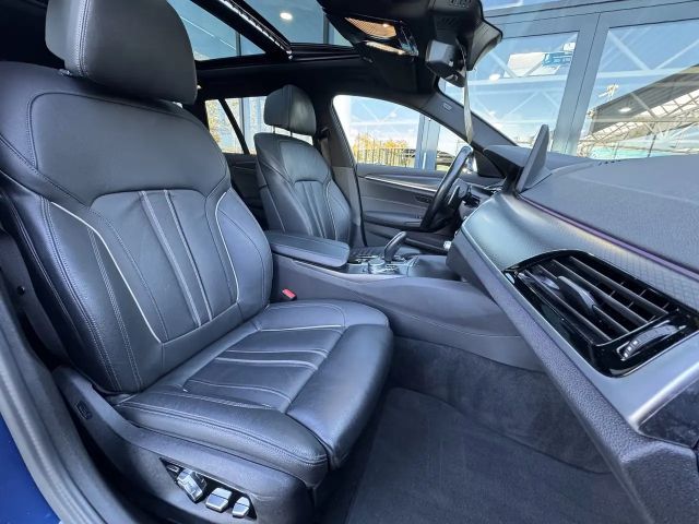 BMW 530 530e M-Sport Touring