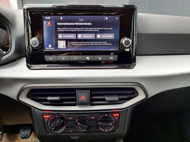 Seat Arona Reference