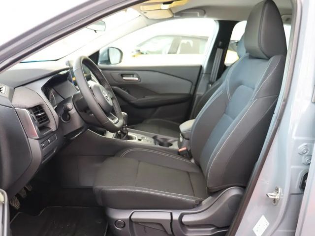 Nissan Qashqai 1.3 MHEV Carplay LED Winterpaket SOFORT