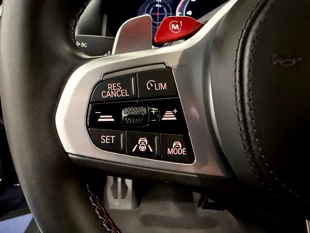 BMW M8 Cabrio Competition