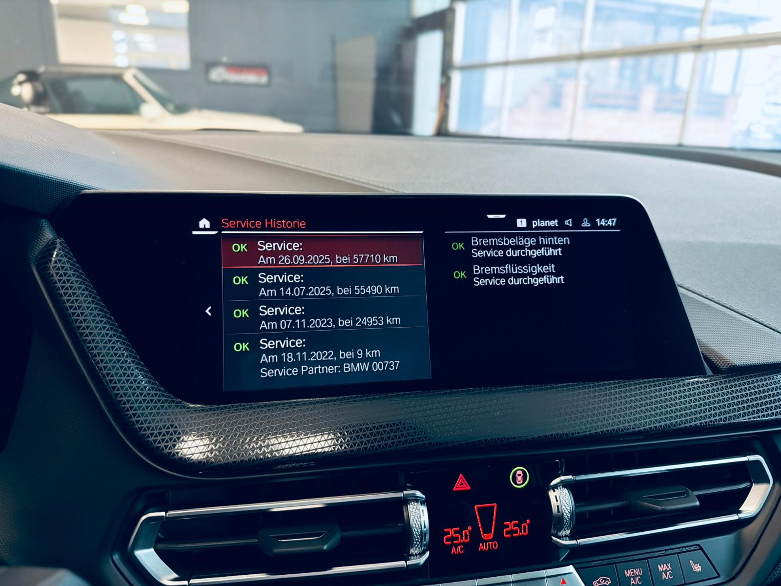 BMW 118 118d Sedan Sport Line