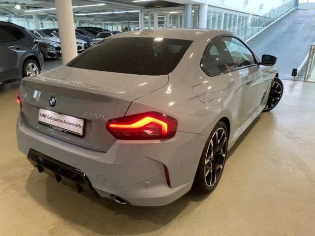 BMW 220 220i Coupé M-Sport