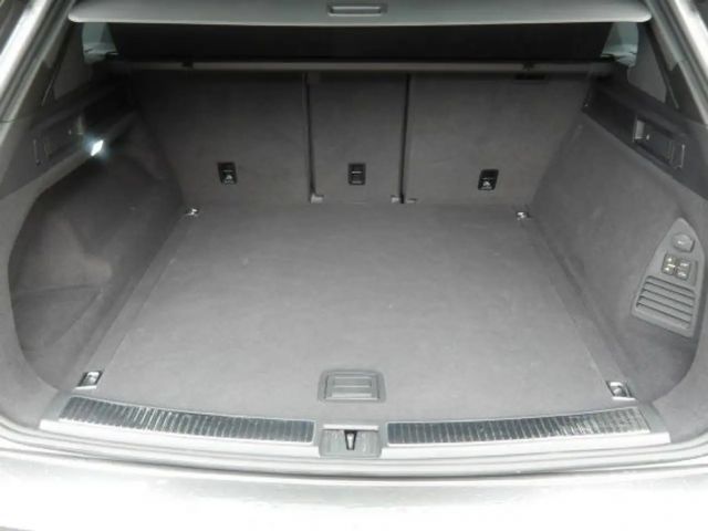 Volkswagen Touareg 4Motion R-Line Style