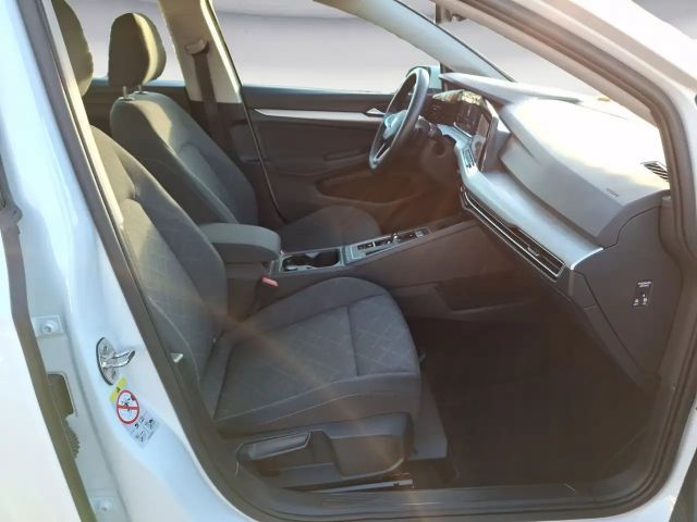 Volkswagen Golf DSG Life