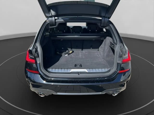 BMW 330 330e M-Sport Touring