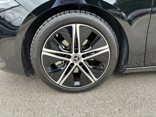 Mercedes-Benz A 180 Hatchback Progressive